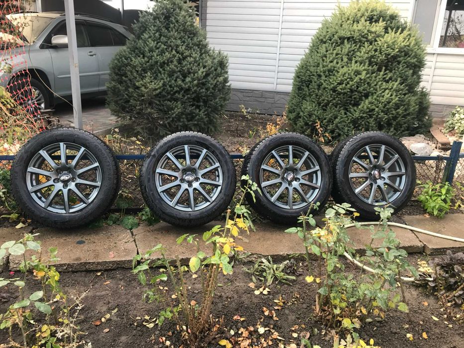 Диски с резиной Good year 225/60/R17. Зима.