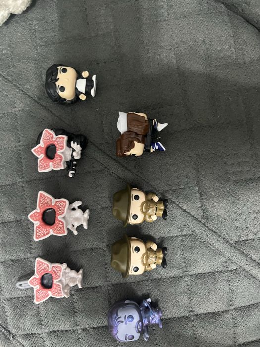 киндеры joy stranger things