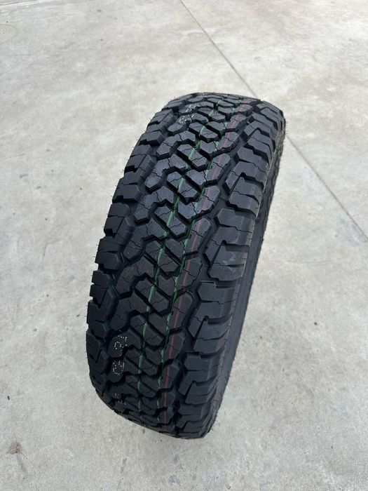 LICHIDARE DE STOC! Set 4 buc 31 10,5 15 sau 265 70 15 all terrain 4x4