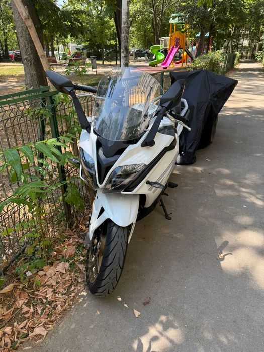 CFMOTO 650GT – 2022 – 5500 km – Garanție, ABS, GPS, revizie la zi