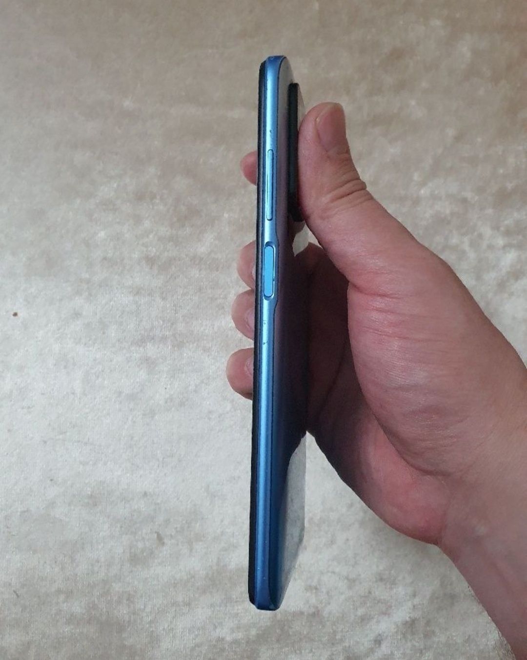 Srochna sotilvotdi Xiaomi Redmi 10 6/128Gb Original Xolati yaxshi