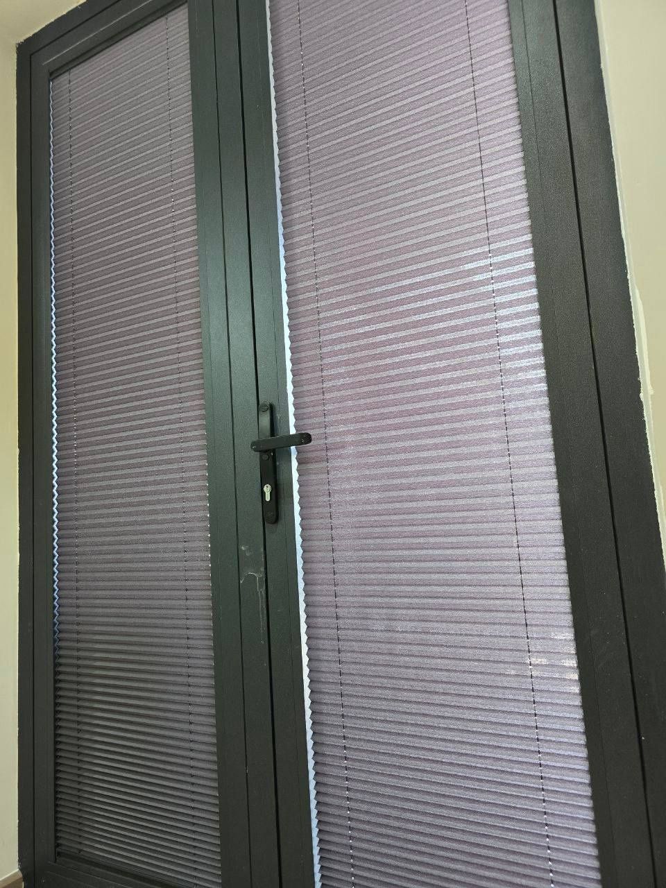 Xonani bezash uchun oddiy pardadan ko‘ra ko‘rakamli jalyuzi yaxshi