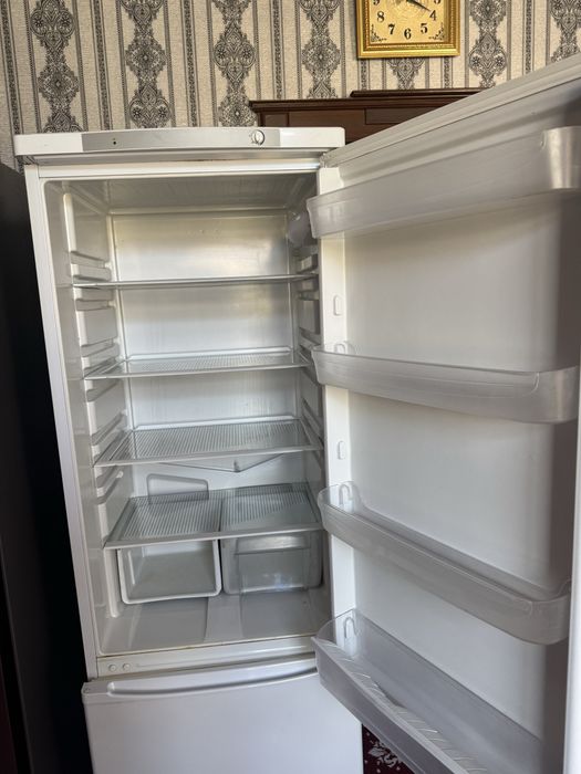 холодильник Indesit