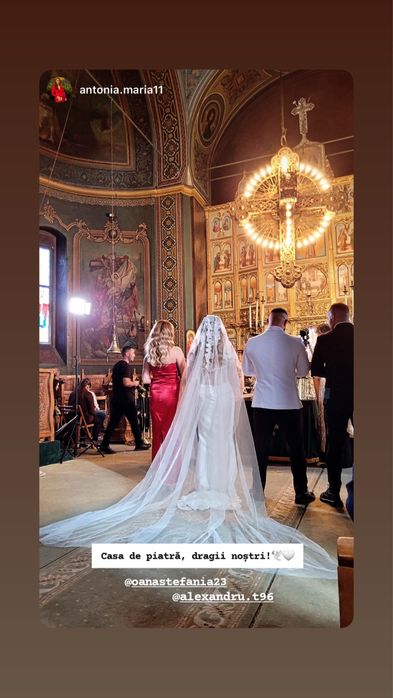 Vand rochie de mireasa