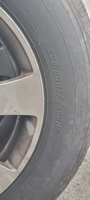 Jante roți Mercedes suv anvelope mixte 235 60 17