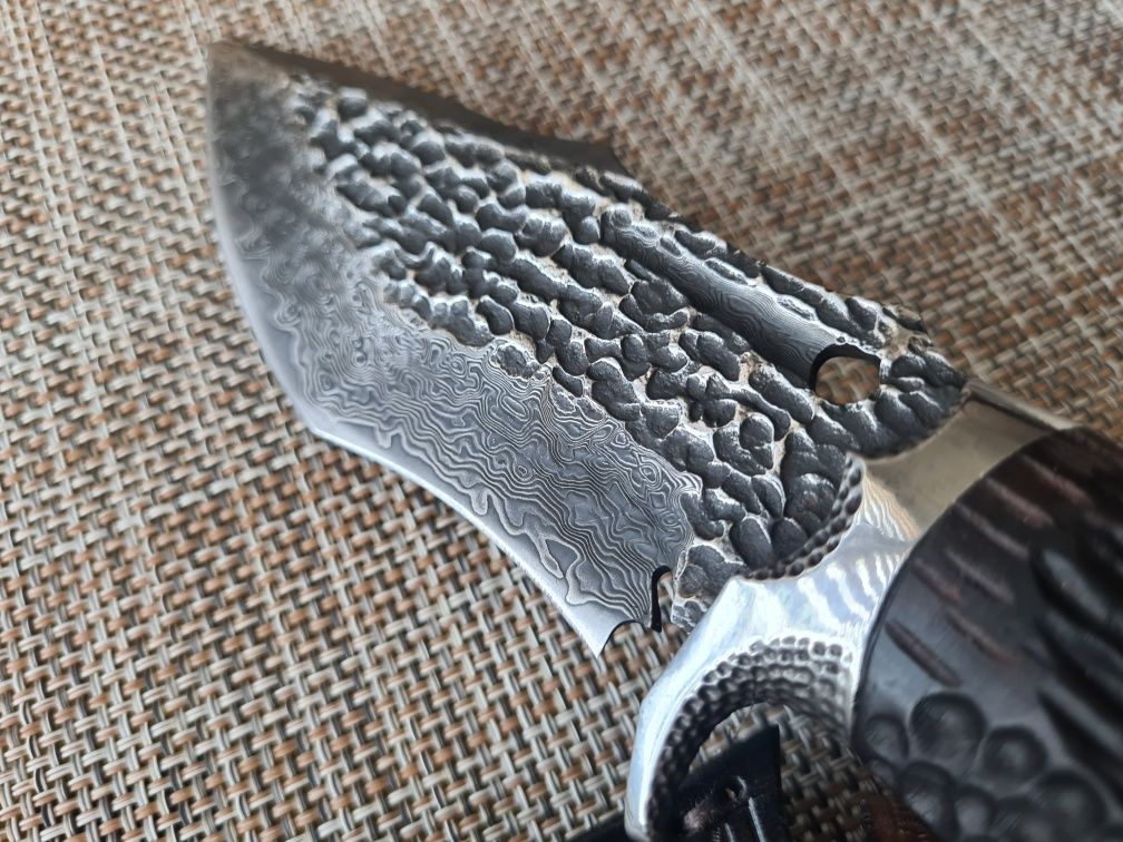 Ловен Нож от дамаска стомана