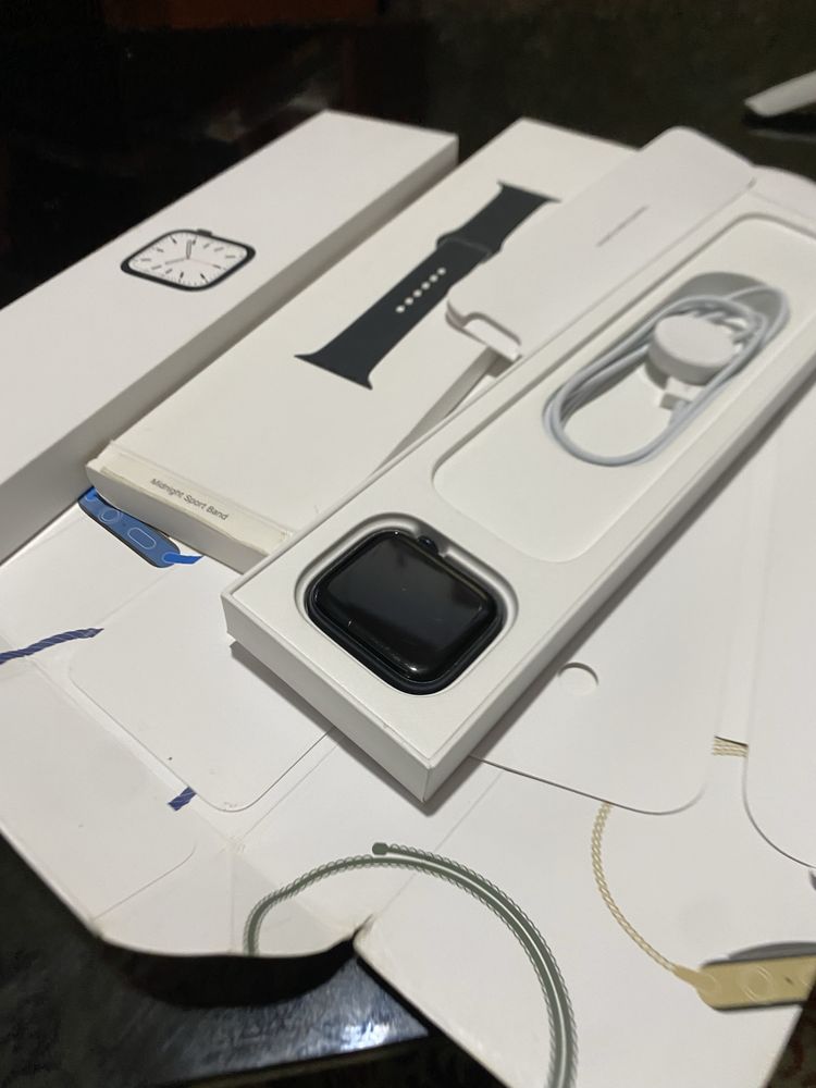 Apple Watch 7/45 Midnight arzon