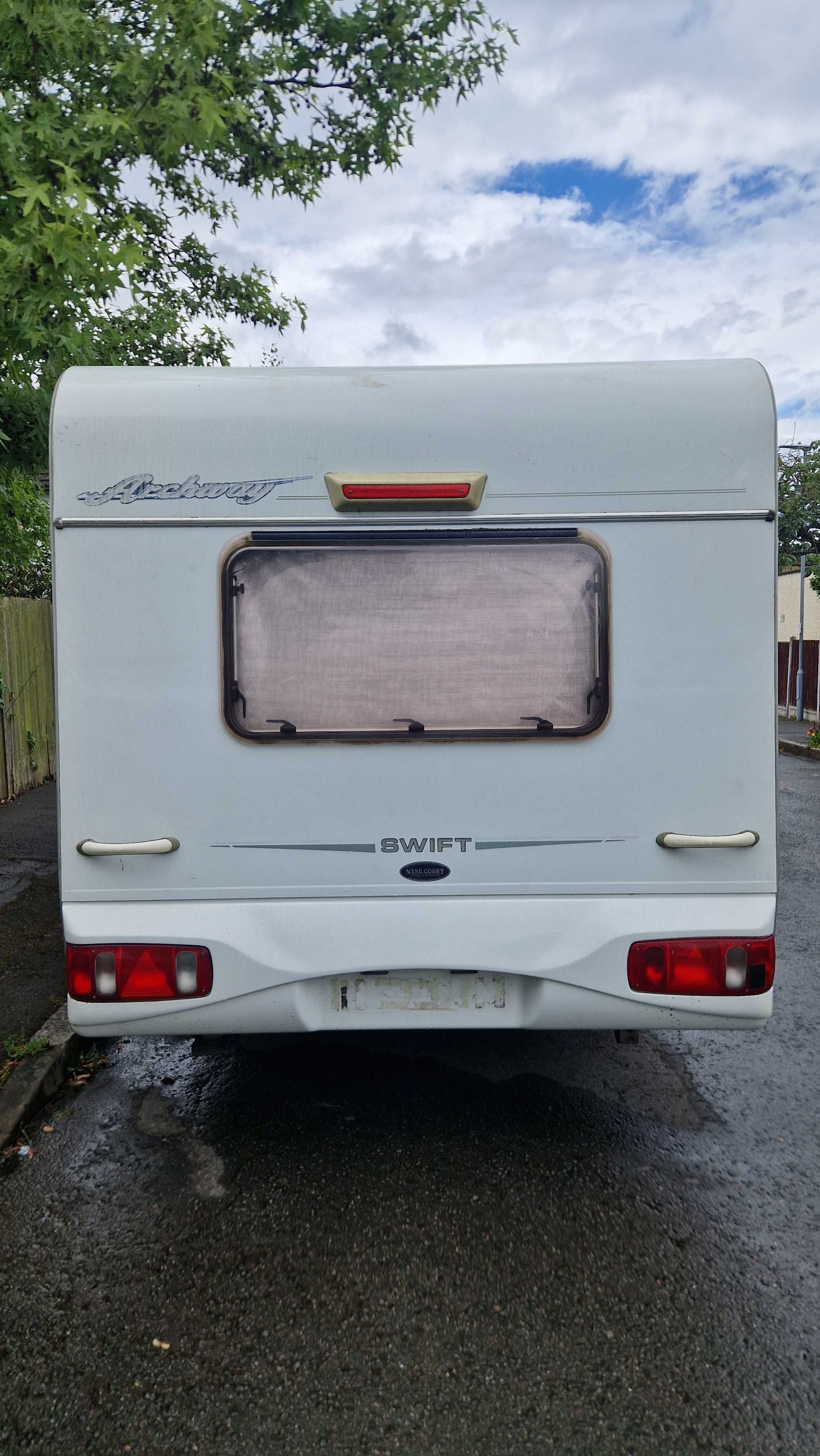 Каравана Swift Archway Maidwell L 2004