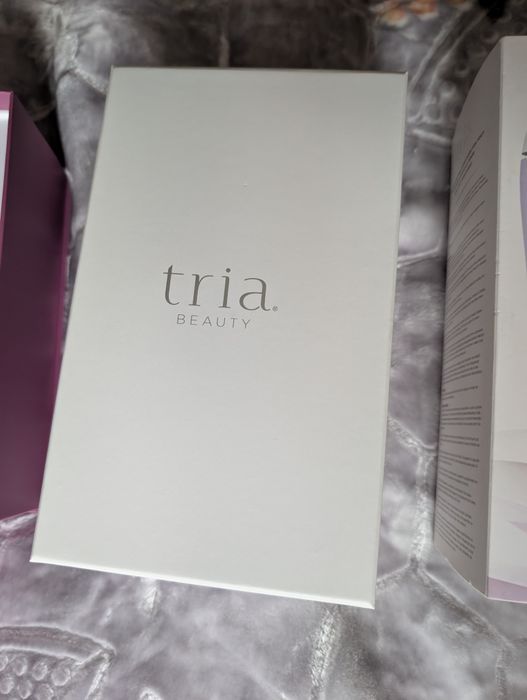 Aparat laser ingrijire faciala Tria Beauty Age Defying