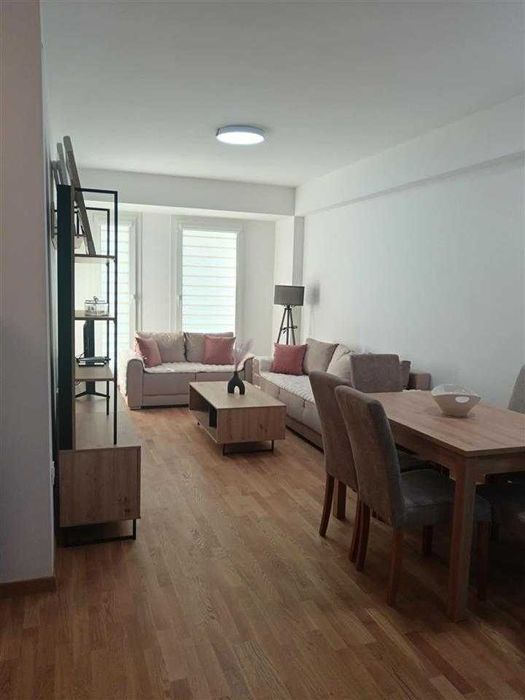 Дава се под наем Двустаен апартамент в Пловдив, Остромила - 51 кв.м за 204 € - Снимка #1