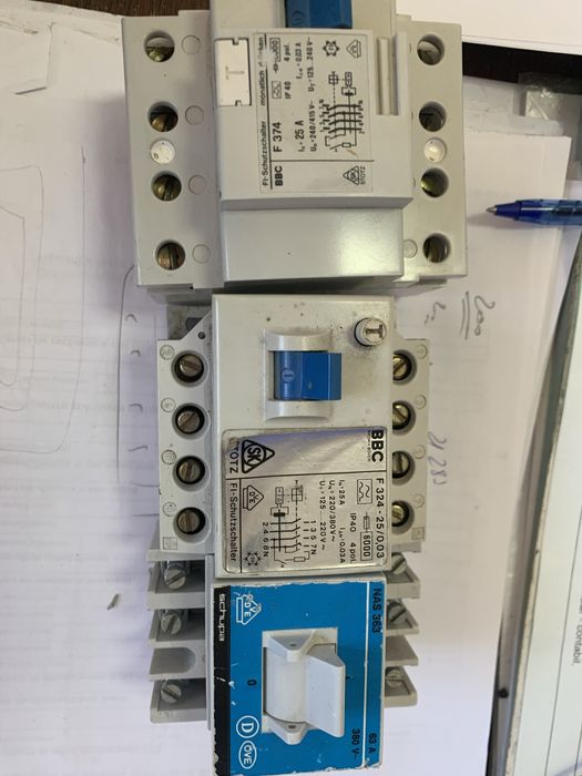 Siguranta diferentiala tetrapolara