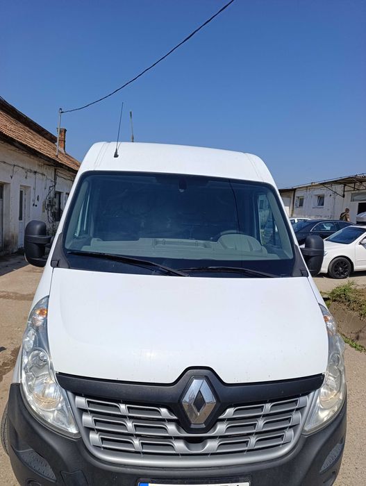 Vând Renault Master