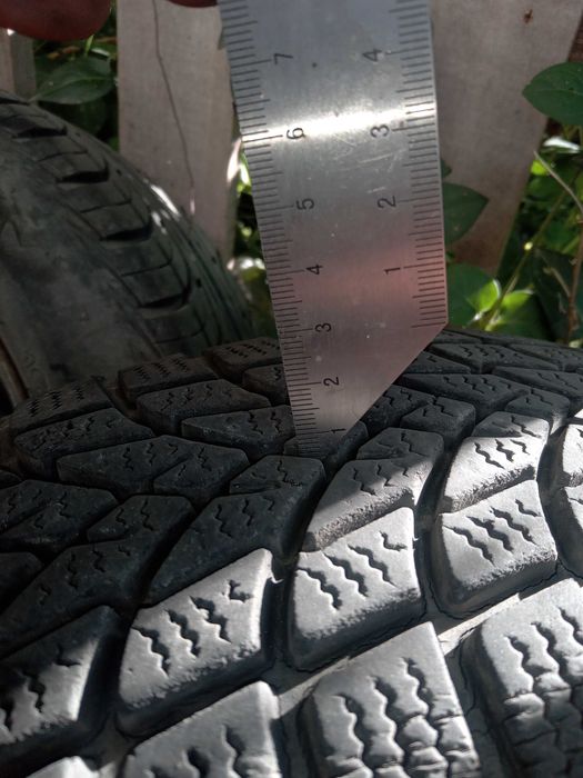 Гуми с джанти оригинални от Рено