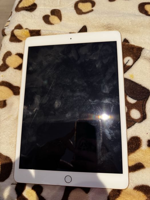 Ipad Generatia A 8-a
