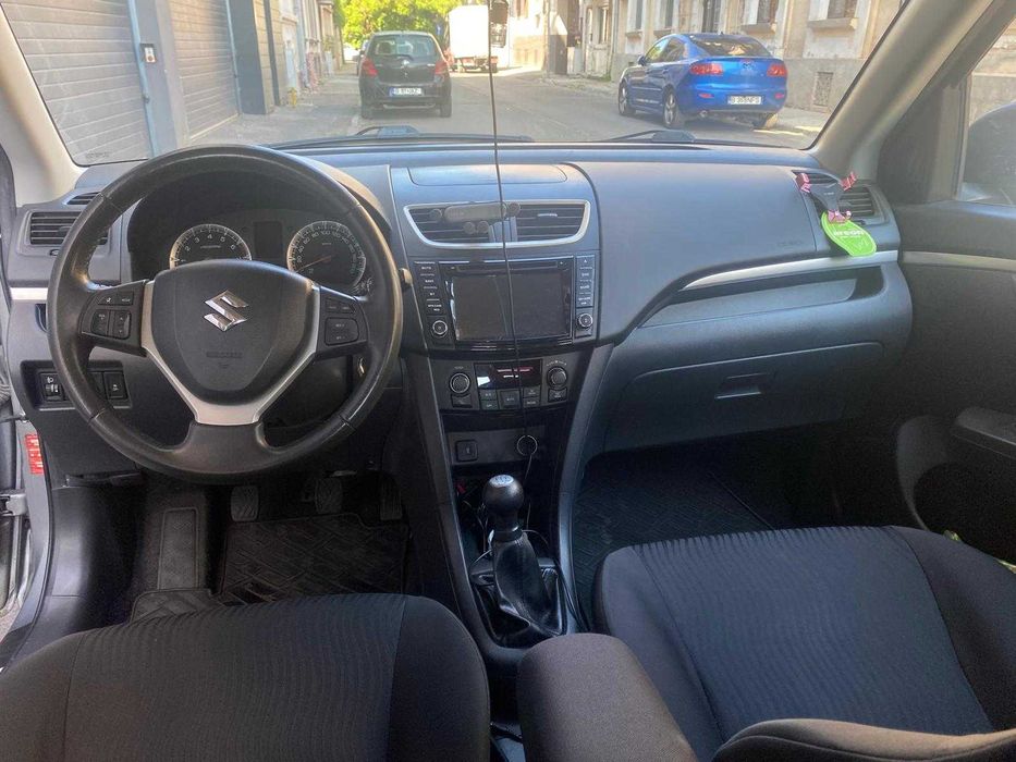 Suzuki Swift 1.3 Benzina aspirat 2012 Gri met Climatronic, M Optionale