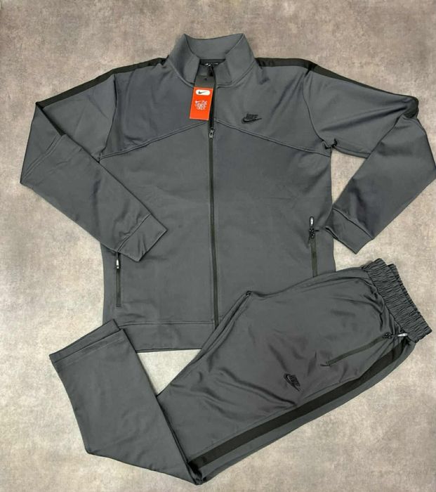 Мъжки екипи 5хл и 6хл