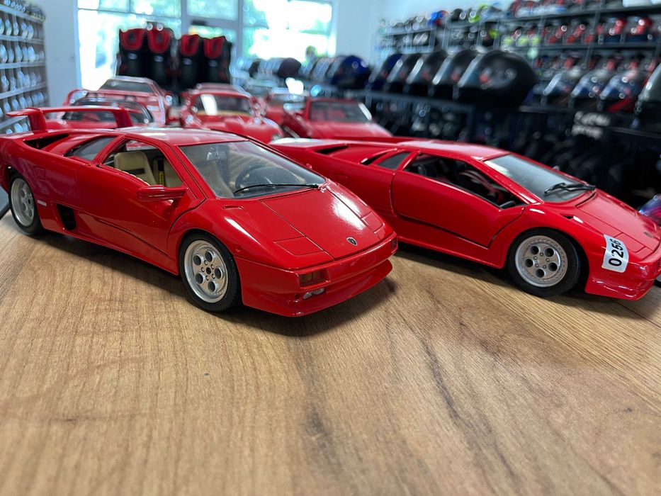 Матална колекционерска колички модел BBURAGO Lamborghini Diablo 1:18