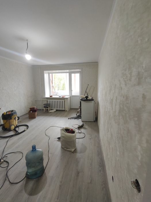 Выполним поклейку обоев ,галтель