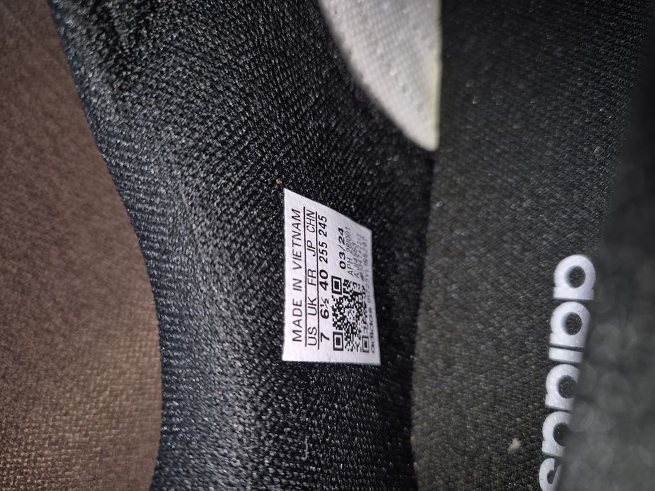 Adidas,marimea 40