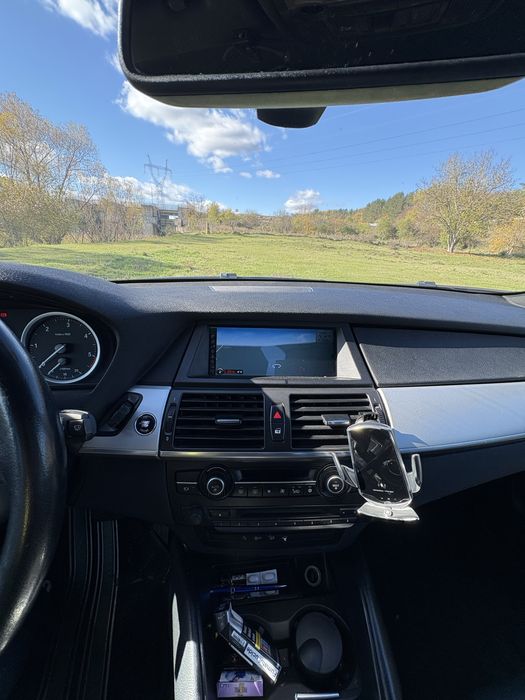 BMW X6  an 2012 4x4 Permanent  Dual Turbo