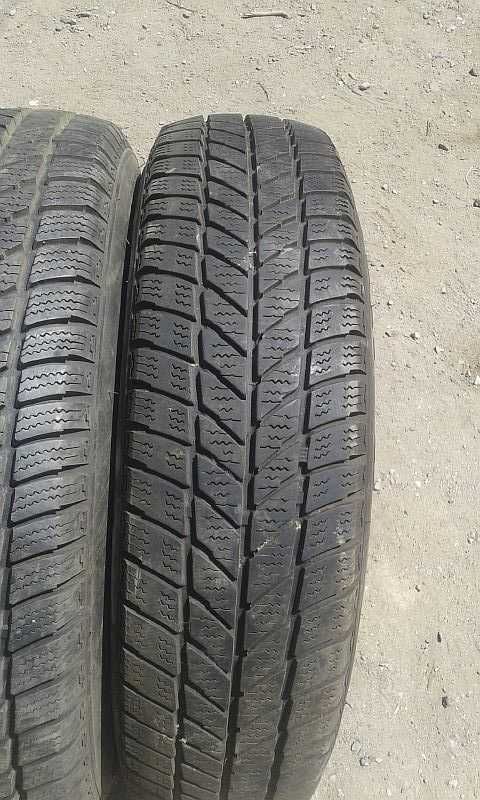 Резина 145/80 R13 - "Hankook W400" (Корея), зимние.