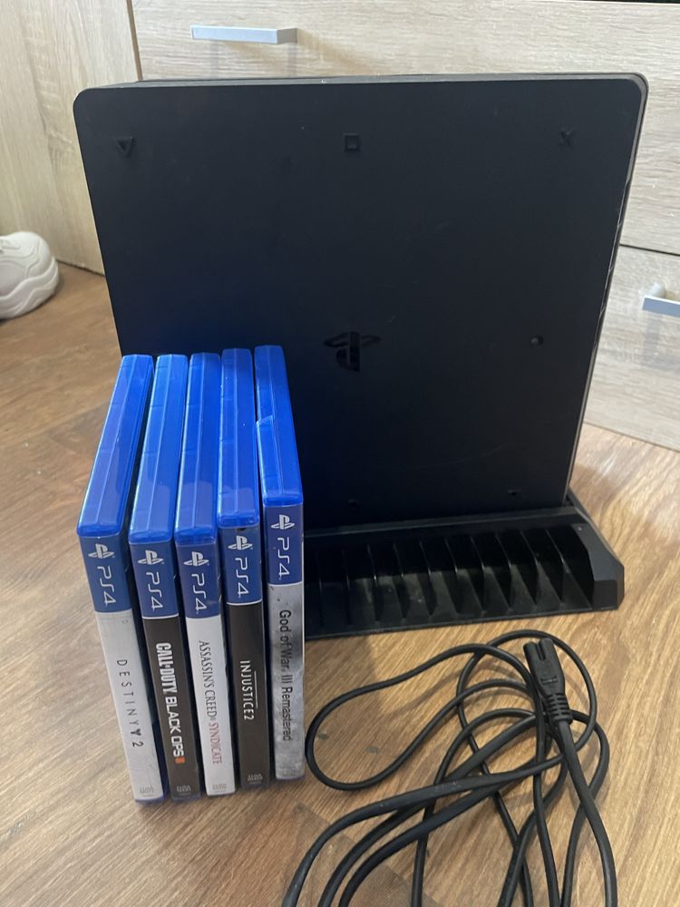 Playstation 4 slim 1tb ,игра  и поставка