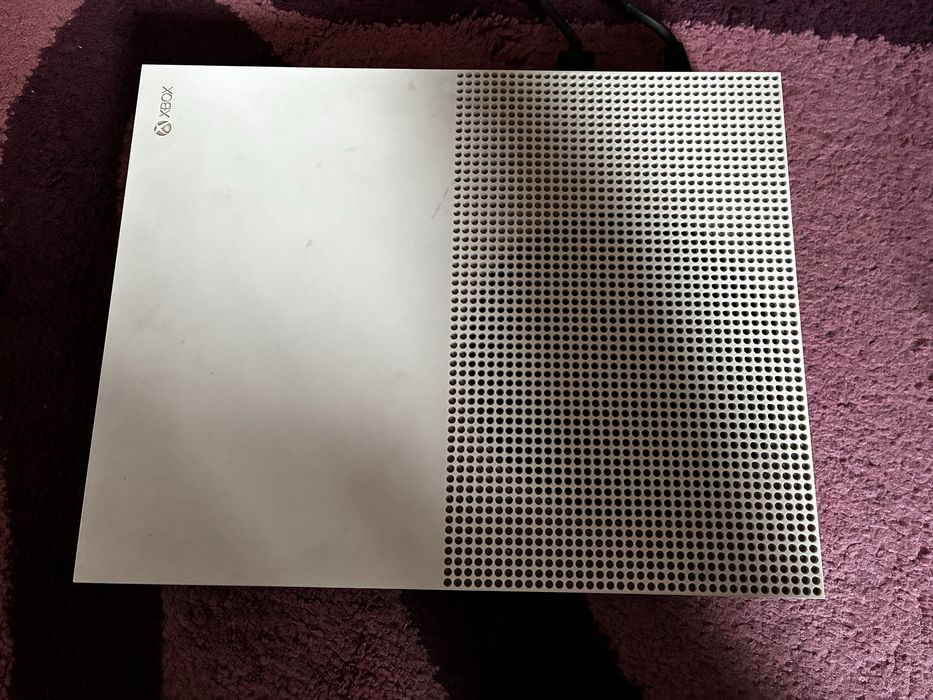 Xbox one s с двумя джойстиками