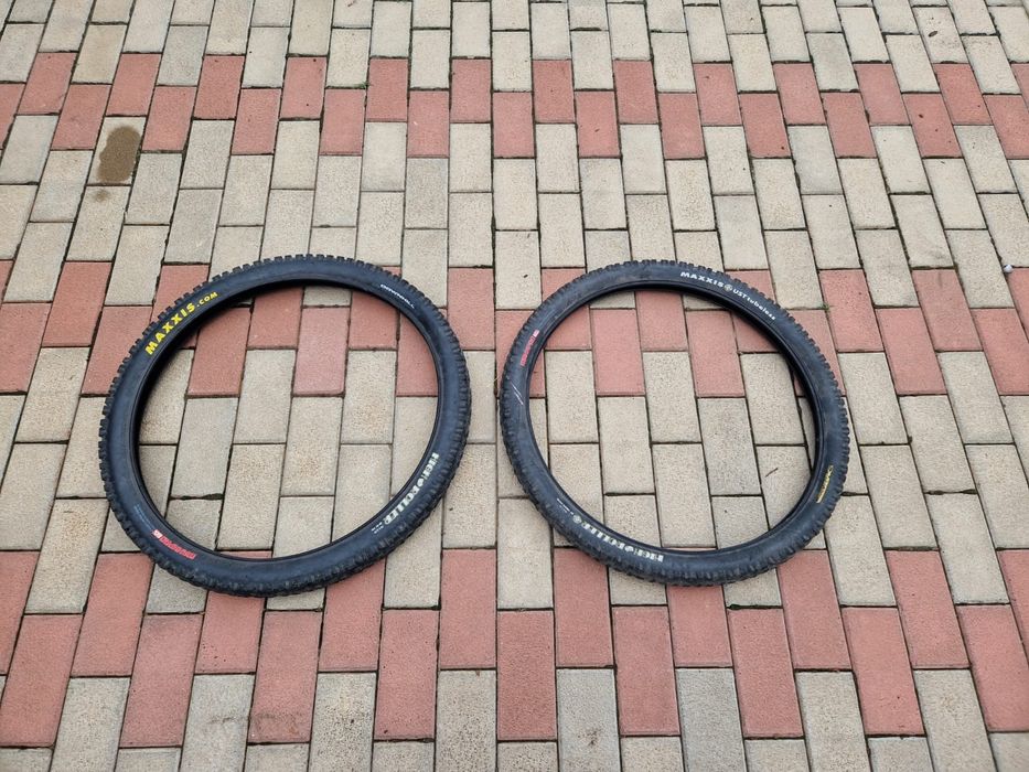 Vand bicicleta mtb Giant trance x5 2012 in stare buna