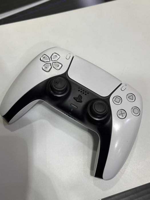 Playstation 5 Digital version ( срочно продается )