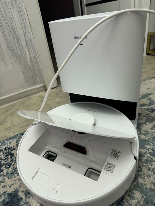 Робот пылесос D10 Plus