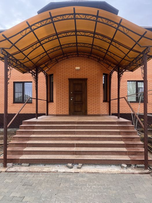 Гранит Атырау лестница перила плитка