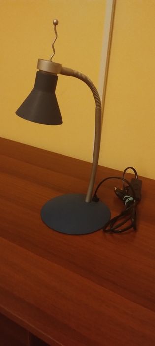 Lampa pentru birou bec gu 10