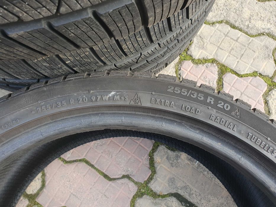 255 35 20,2buc iarna CONTINENTAL,ContiWinterContact,TS830,6mm