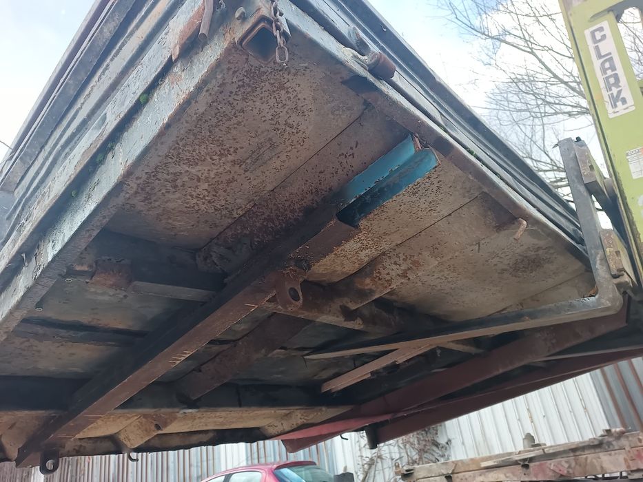 Самосвална уредба iveco, самосвален кош ивеко