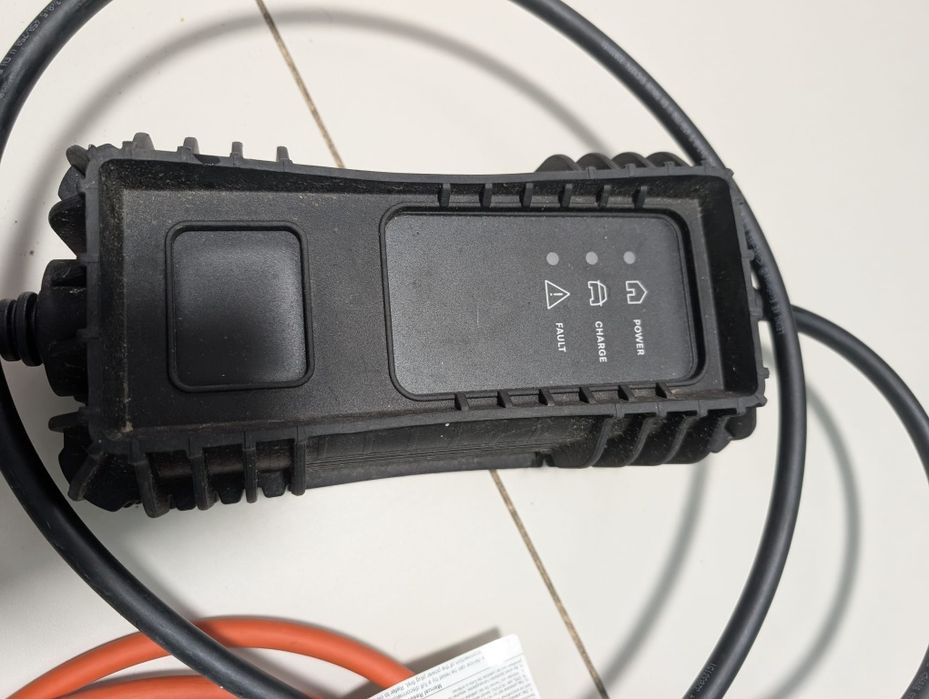 Statie incarcare auto incarcator caznic la 220v priza shuko Original