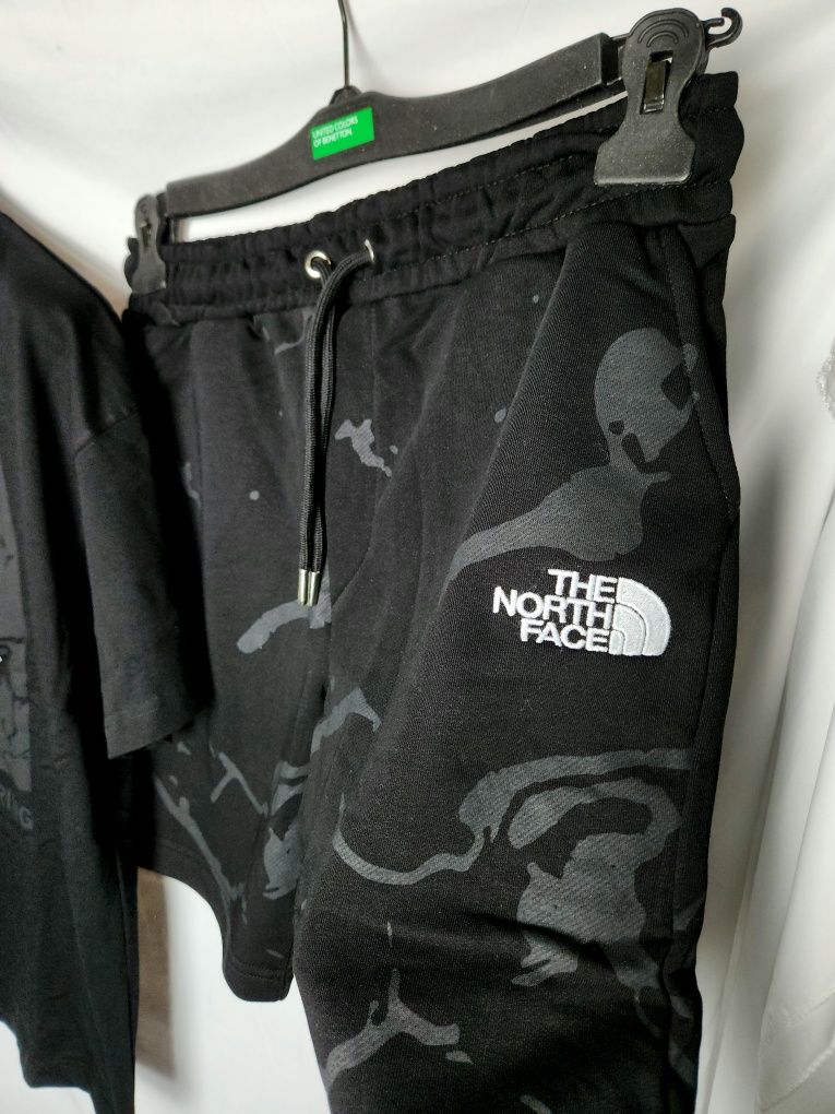 The North Face летен екип