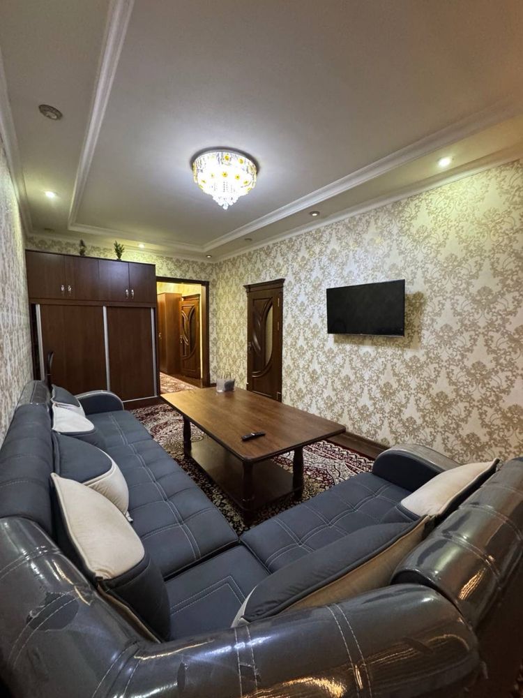 Продается 2 ком. Квартира в Вокзале ор. Саодат площадью 55 кв.м.