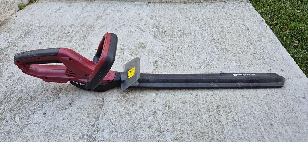 Trimmer gard viu Einhell pe acumulator.