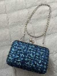 Малка диско чантичка от сини пайети 14х11х6 см