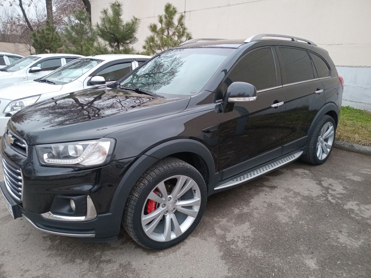 Chevrolet Captiva Sotiladi 2013-yil