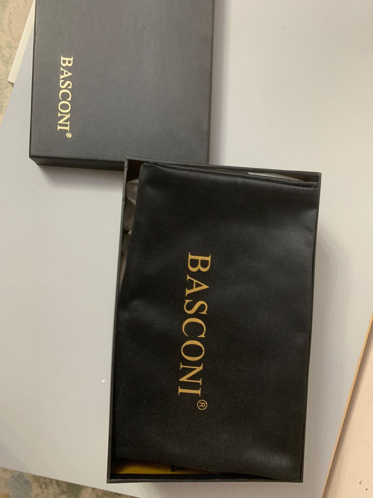 Продам Туфли Basconi