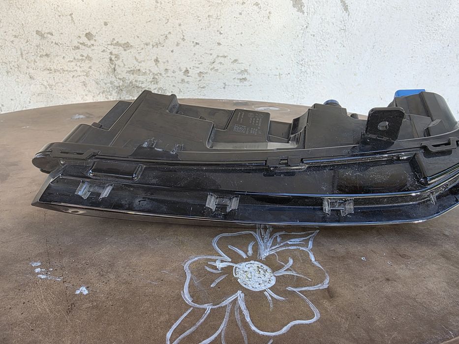 Peugeot 308 2024 ляв халоген дневна светлина 21-