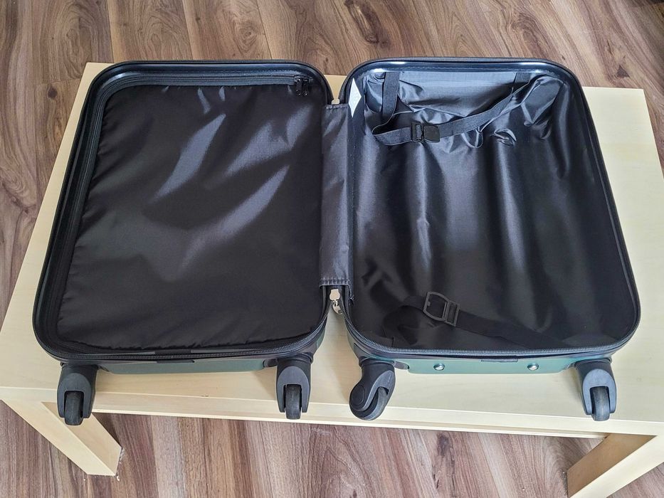 Trolere cu 4 roți (diverse dimensiuni)