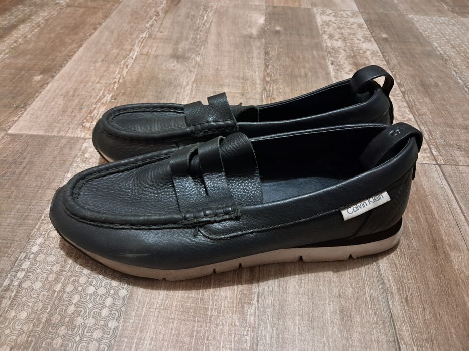Дамски обувки Calvin Clein оригинални 39 номер