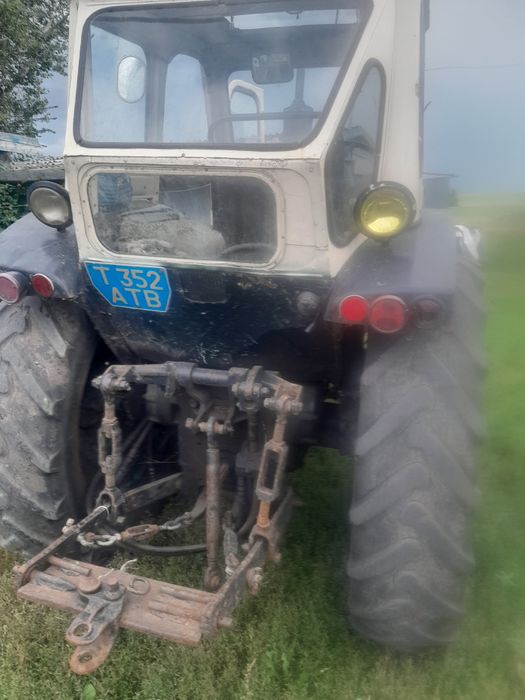 Продам трактор юмз6
