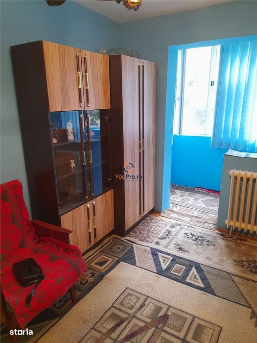 Etaj 1 Bloc Izolat Zona Sagului Piata Doina