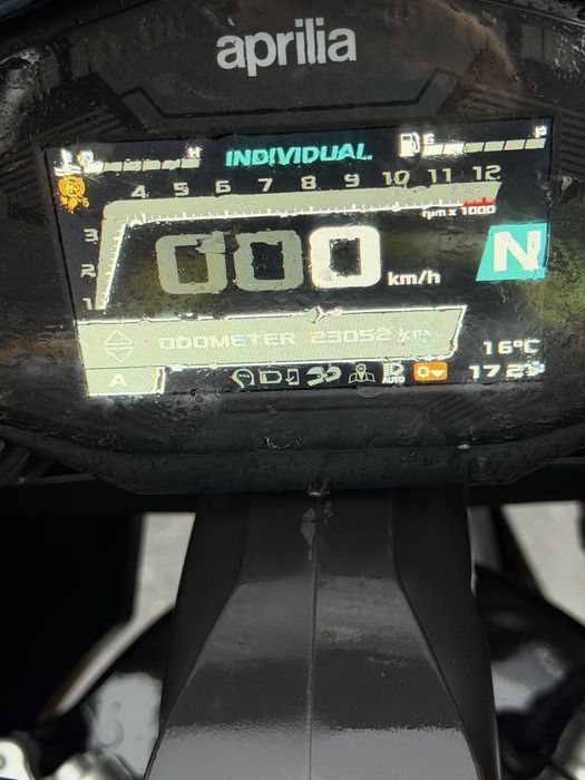 Aprilia RS660 2023 – Full Akrapovic, întreținută la reprezentanță