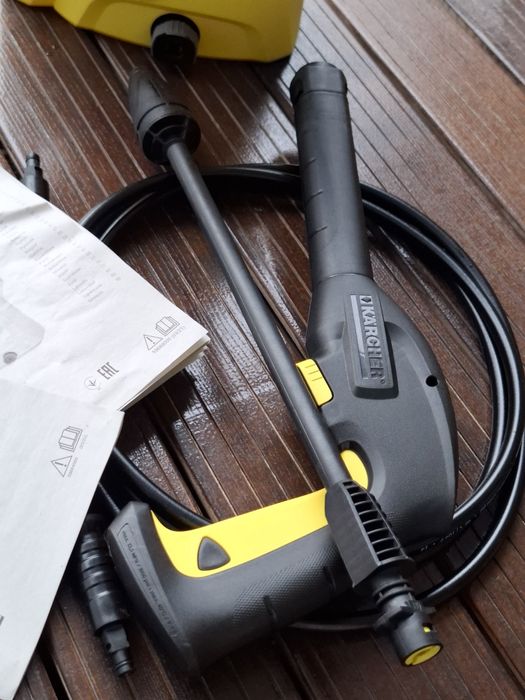 Vând aparat de spalat Kärcher K2