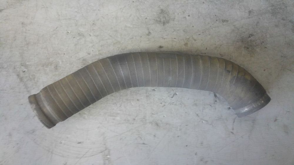 furtun intercooler Chrysler Voyager 4 2.5 crd enj ern 141 cp 2000-2008