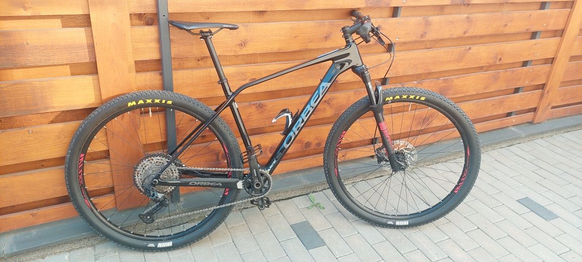 Bicicleta MTB Orbea Carbon